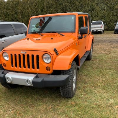 ChiefSerialBoss's profile picture. Walking through life while being a 4x Small Business Owner , Husband, & Father!