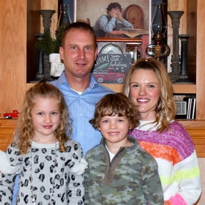 Mom. Wife. Kindergarten Teacher. Learner. Celebrating each and everyday. Grateful.