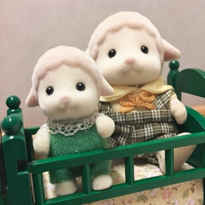 gKUI1o0y3vTnnpy's profile picture. 日々可愛いシルバニアさん求めて彷徨ってます。無言フォローすみません🙏 かわいいのを見ると「見てーーーっ！！」ってなるRT魔です🙇‍♂️