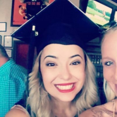 CaiMichellee's profile picture. APSU | Business Marketing 📚 📝 ‘19 |