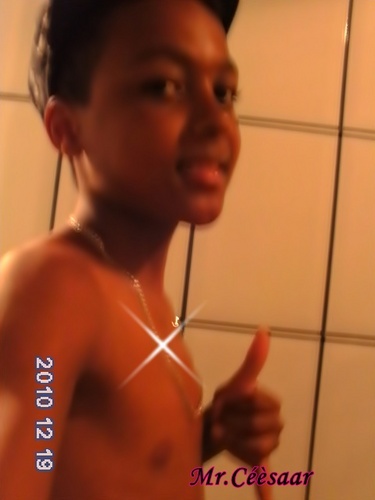 Ceeszar_'s profile picture. 