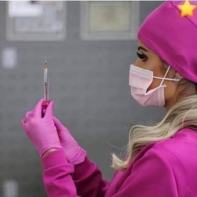 _Dr_Hend's profile picture. ‏‏‏‏‏‏ولان ربك هو الله فاستعن به ف اللطف والبلاء وف 
السراء والضراء وثق انه لن يخذلك ابدا

‎‎