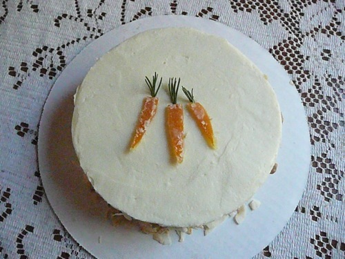 Makes things with paper, flour, and sugar!