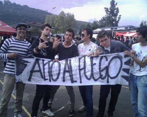 altoalfuego's profile picture. .:..::Una banda hecha para todo oido... no tiene ni limitaciones ni monotonia... es un sonido enviciante para todos los que la escuchan::..:.