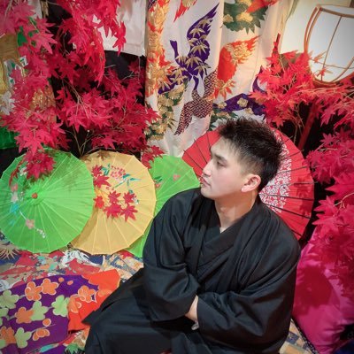 hsmt_tkmt's profile picture. グルメ・旅行・映画はまってます。         ときにはハンター。
