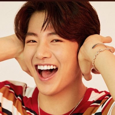 Porto_48's profile picture. TRASURE