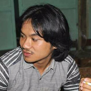 uge_mustaqim's profile picture. Tak perlu jadi sapi perah untuk di nilai manfaat, tetaplah jadi manusia❗