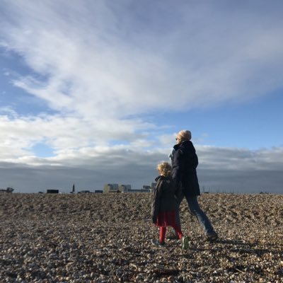 lynnesandgate's profile picture. 