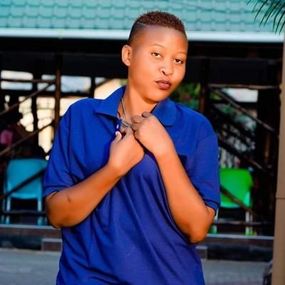 DelphinaJulius's profile picture. honestly girl