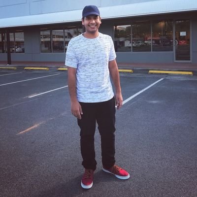 tojjer's profile picture. wanderer from the south