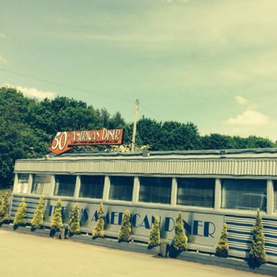 A fun and fabulous original 50s American diner!! Located in the UK ❤️