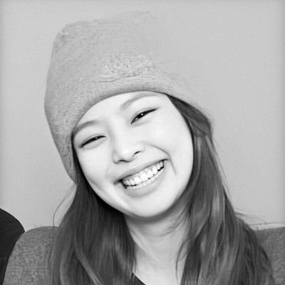 CosmeAurea's profile picture. Always the bad kid. 🤷‍♀️