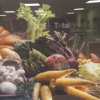 We supply fruit salad and vegetables with care and efficiency