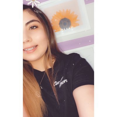 Follow me on instagram-@Jackie_g16