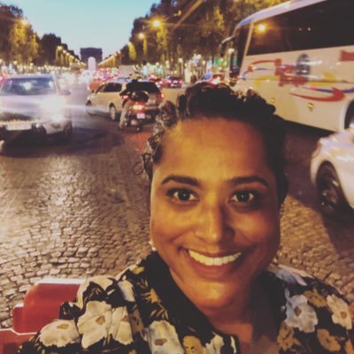 Communications leader.Storyteller.Techie. Immigrant.Ex-AWS CTXS SUNW. Value kindness.respect.critical thinking. Love scuba.sneakers.genes.She/her.Views are mine