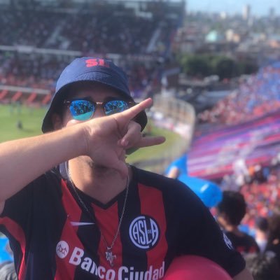 Cuervo. Socio refundador. Seguidor acérrimo del profesor Marcelo Bielsa.