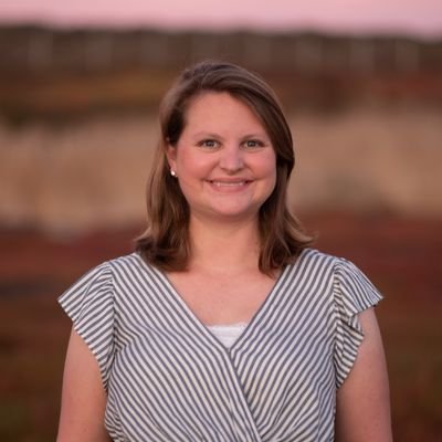 Aspiring speech pathologist, on-again-off-again public relations pro, mom to 4 boys, cancer survivor and LSU alumna #geauxtigers
