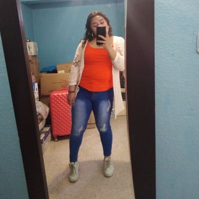 karlaesquivi's profile picture. 