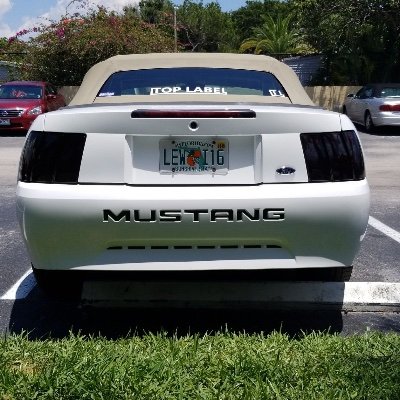 I make YouTube videos on performance modifications on my white V6 mustang! Make sure to subscribe!! https://t.co/rDRaC1UT2T