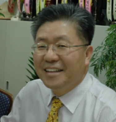 ChungJunYong's profile picture. 농촌진흥공직자로서 농업인이 필요로 하는 연구 개발된 기술을 농업인들에게 보급하여 잘사는 농촌, 꿈이 있는 농촌을 만드는 것이 임무입니다.