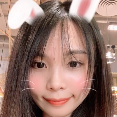 LamPhungAn1's profile picture. Peace🌞