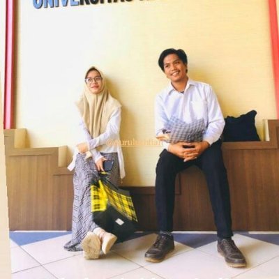 Nama saya yusrifar, Orang biasa panggil saya yusrifar. Tapi khusus buat kamu, panggil aja saya yusrifar *Makasih*
