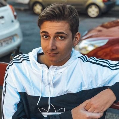 22 ans joueur ps4 🎮✌ Fortnite FIFA⚽️ Allez l'OM✌ Joueur Fifa club pro