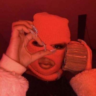 tweetthoughts5's profile picture. 