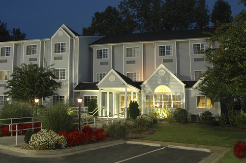 Great hotel in the Atlanta Buckhead Area.  Close to Lenox, Phipps and all the exciting night life in Buckhead. Close to all the downtown attractions.