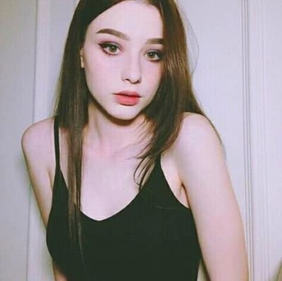 🌻💙تجمعت كل خيباتي وأحزاني و انعزالي وكتاباتي اللتي أصبحت ملاحظات فقط هنا🌻💙