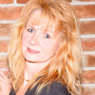 ngela_wi's profile picture. 