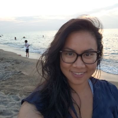 nhatbeetee's profile picture. Food enthusiast. Nap extraordinaire. Striving to be mentally and physically better, healthier one day at a time. 🤓