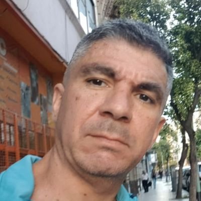 No vivas para que tu presencia se note, vive para que tu ausencia se sienta-(Bob Marley)
