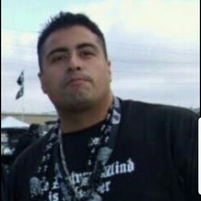Oakland Raiders!
If i offend you then don't follow me with your sensitive A$$!
Husband to my best friend, father to 4 awesome kids and Raider fan since birth!