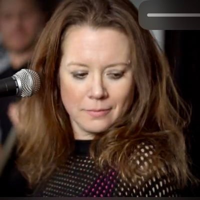 Mum to one energetic girl! Spend any spare time cooking, reading and singing 80s covers with @shark_jump. Views are my own.