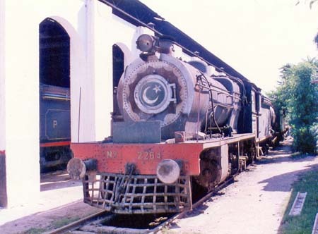 Pakistan Railways. A shining historical past, a cloudy present & a misty future.           https://t.co/uEZqWtvVyN