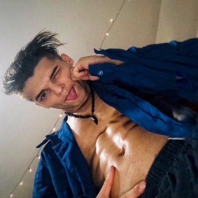 Hi ,☺️I’m Frankie, —MODEL🥰 and —SUSHII CHEF 🥢...When you subscribe on my ONLYFANS ,means for me a big support ,love and motivation to do the best .🔞❤️