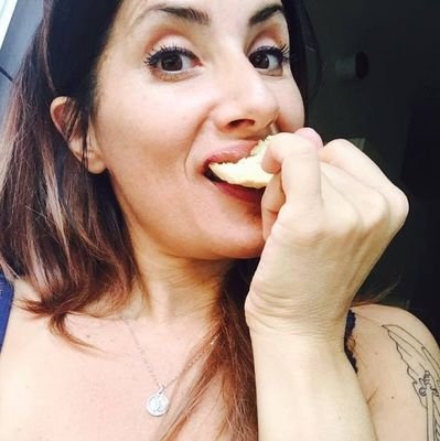 NicolePoncet3's profile picture. je recherche une relations purement durable, car moi j'ais trop souffert!!