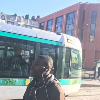 KebirPmj's profile picture. Ingénieur SI | Data | Infra