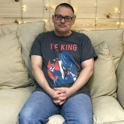 ilovechidrens's profile picture. i am fan of elvis presley