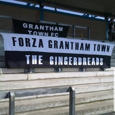 Grantham Town season ticket holder, Nottingham Forest & England. Bit of a twitter troll after a few Merlots on a Saturday night but its all good banter.