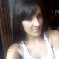 Je suis une femme tout d'abord sérieuse sincère et véridique aussi une femme attentionnée gentille généreuse sympa cool ouverte a toute discute