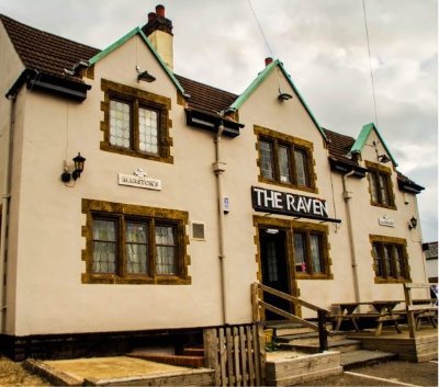 A traditional true British pub, set in the beautiful Warwickshire village of Brinklow. We serve Beers,Cider,Wines & Spirits plus freshly prepared homemade meals