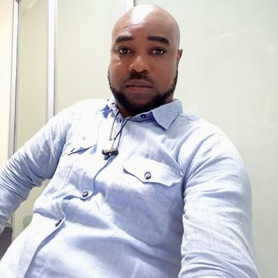 Am just myself/very simply/self motivated/social / fun to be with/God fearing Mindset/selfless personality/Chelsea football fan
#Fame#RichandFamous*