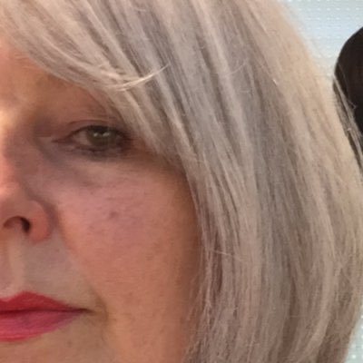 Executive coach, observer, poet author of ‘Iris Takes a Dip’ a selection of haiku.