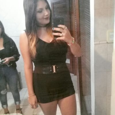 capricorniana♕
pasista💃
soltera 🎉😚
19💫🎂
