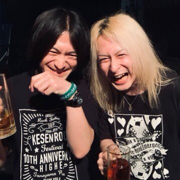 トリプルギターロックバンドS.H.E @strugglehead / ART-ment / LOVE LIKE BEER @LOVE_LIKE_BEER_ / 盛岡出身 ギタリスト 作詞作曲制作/ギターサポート/ギター講師 生徒募集中/麻雀好き🏴☠️