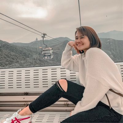 queenieviloan's profile picture. It's the journey that counts, not the destination. ✈️