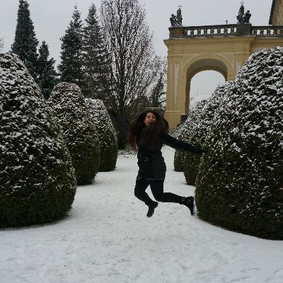 v_Fytia's profile picture. 