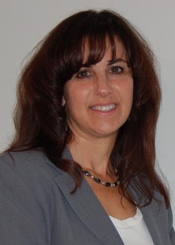 Communications pro, blues dancer, water skier, dog lover, native gardener. Views are my own. Linda Goncalves Williams